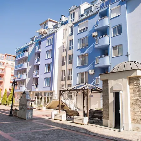 Flower House 4 Apartament