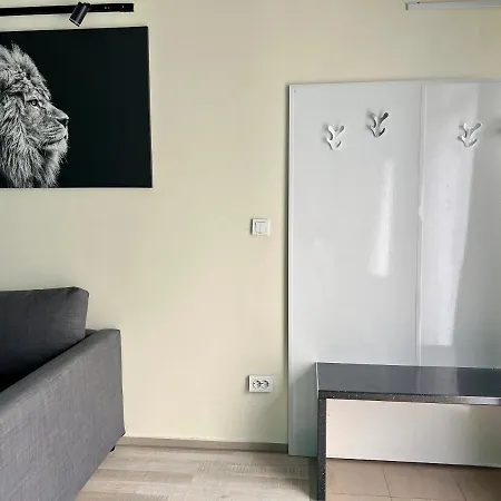 Flower House 4 Szófia