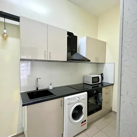 Flower House 4 Apartman *