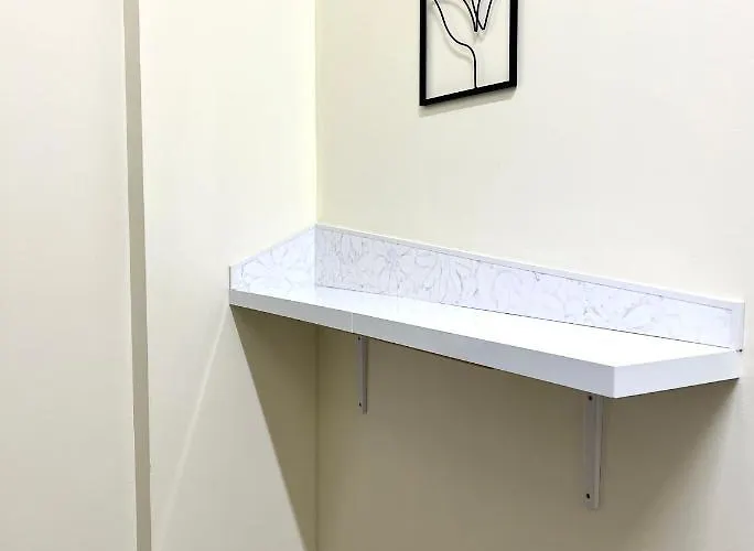 Flower House 4 Apartment