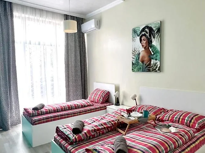 Apartment Flower House 4